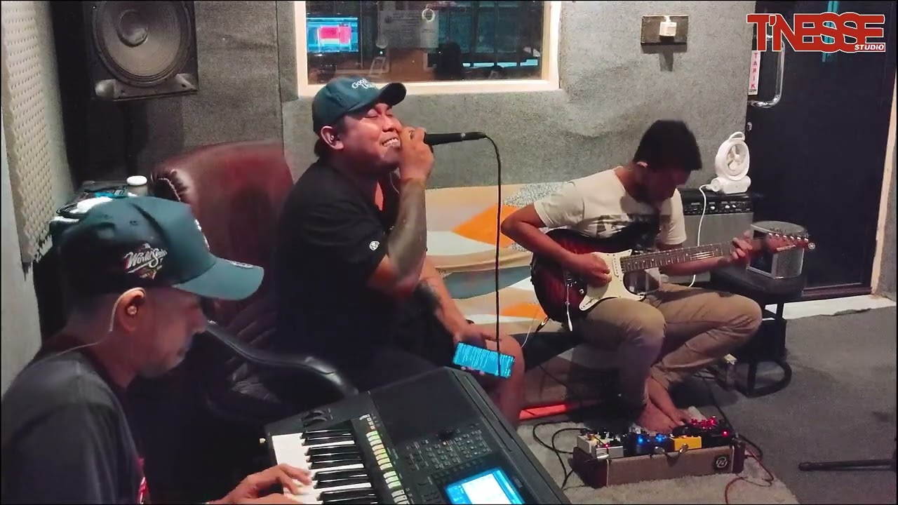 Tak Segampang Itu - Anggi Marito (Live Cover)