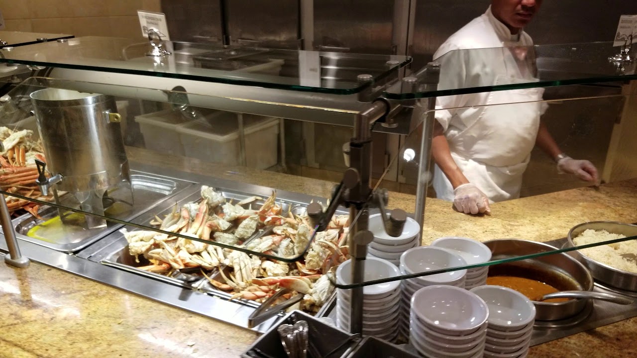 Epic dungeness crab eat all you can seafood BUFFET Hollywood casino Bay St  Louis MS Mississippi - YouTube