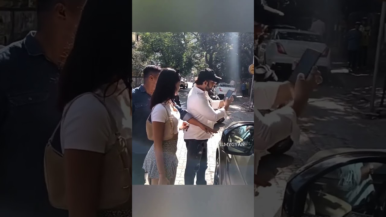ananya pandey Bodyguard Rude behavior with a fan 