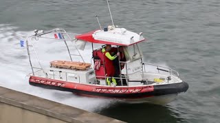 [RARE] Pompiers Paris Plongeurs en urgence avec sirène Américaine // Paris Fire Boat responding