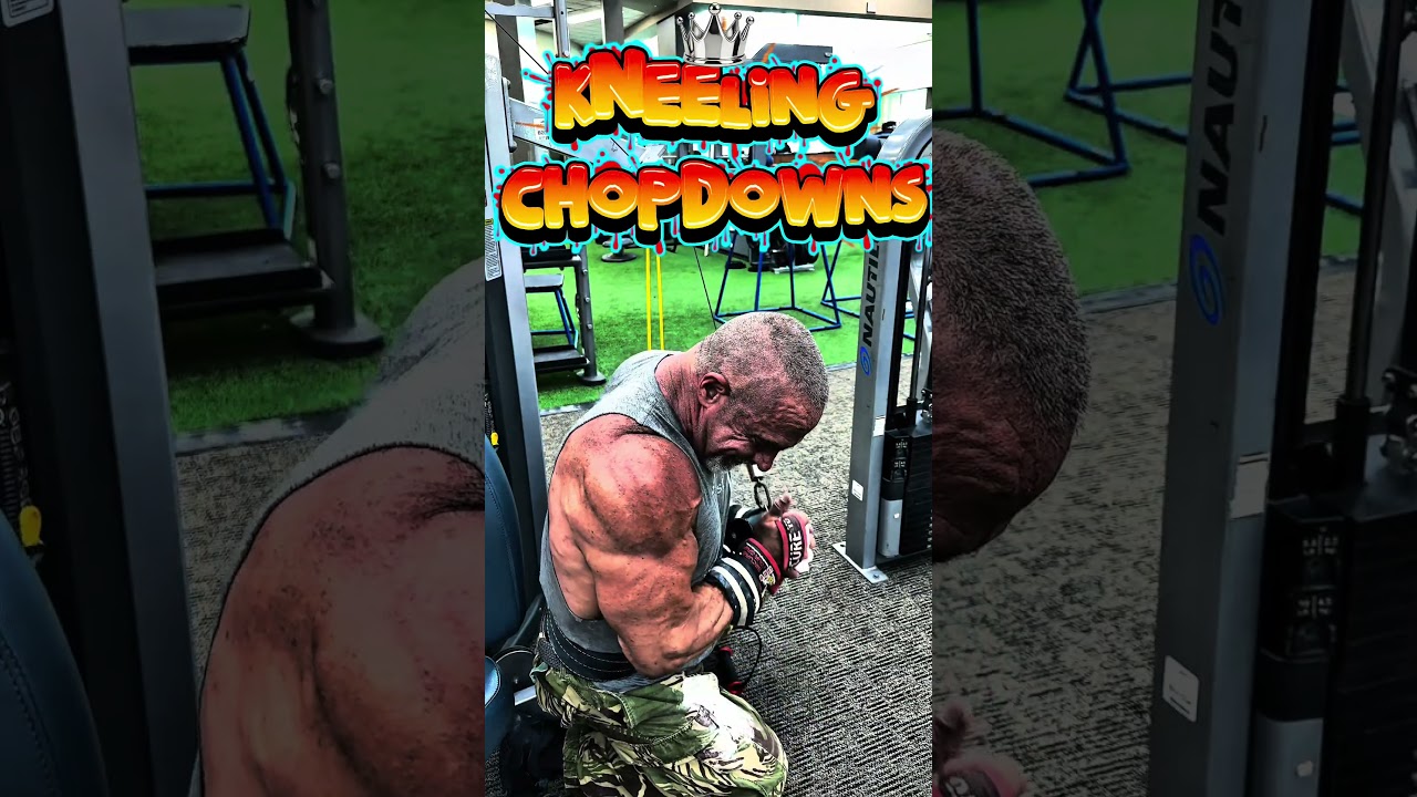 KNEELING CHOPDOWNS FOR TRICEPS #triceps #workout #motivation #muscle #workouttips