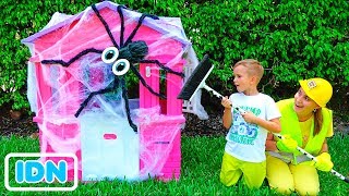 Vlad dan Mama memperbaiki playhouses anak anak