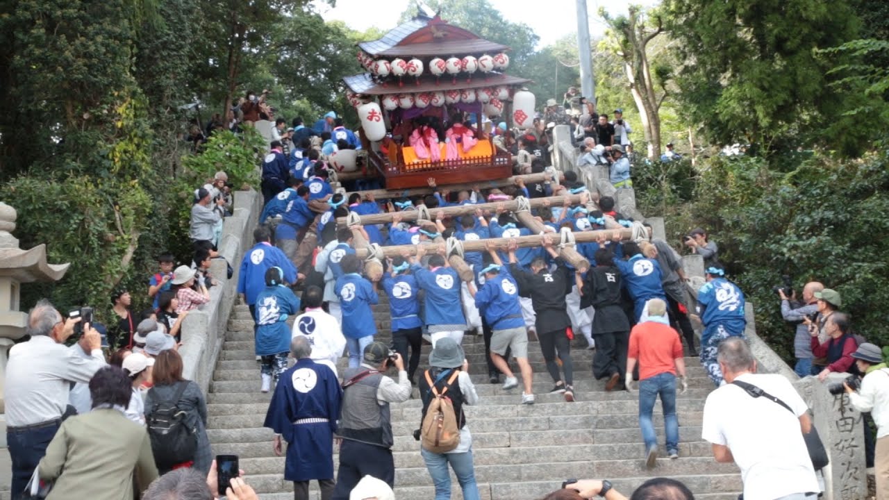圧巻の屋台石段上り！！　川田八幡神社　秋祭り