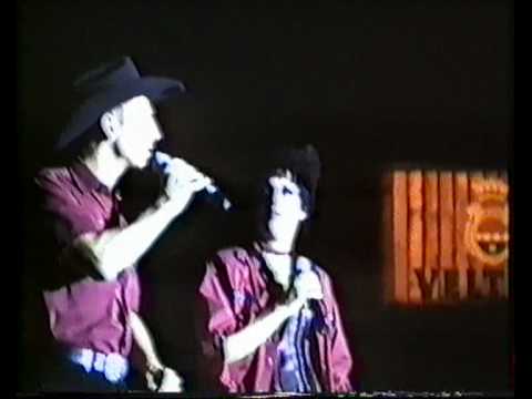 Silver Dollar Saloon Show 2001 (Wendy & Marc Versi...