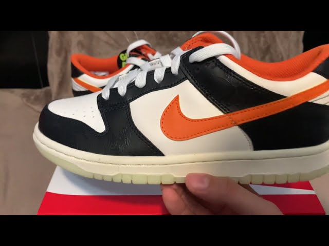Nike Dunk Low PRM Halloween Review - YouTube