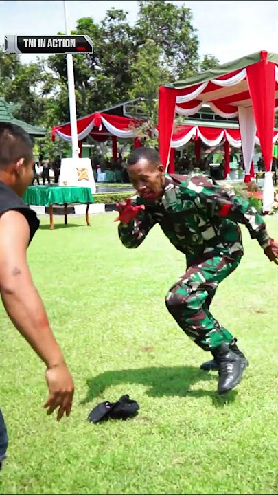 PERTARUNGAN TNI DENGAN PREMAN