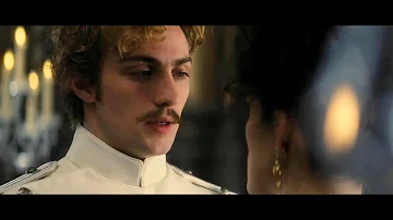 How does Vronsky react to Anna's death?