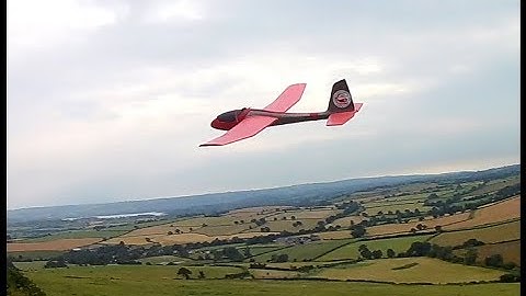 Lidl glider pitcheron conversion in 10-15 mph winds at Maes Knoll