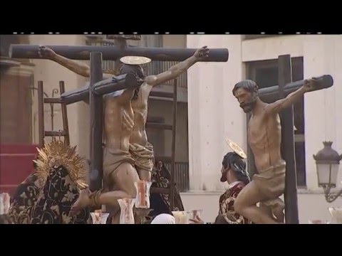 Semana Santa 2016 | Viernes Santo: Carrera Oficial de Sevilla