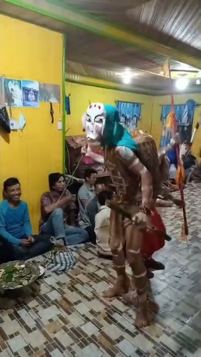 suku dayak tumbang kanei 3