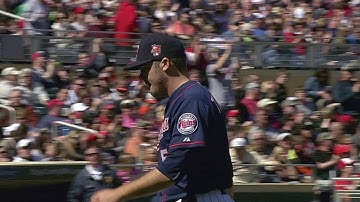 BAL@MIN: Thielbar gets out of bases-loaded jam