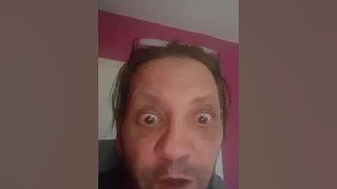 Girlfriend  doesn't  wake me up.