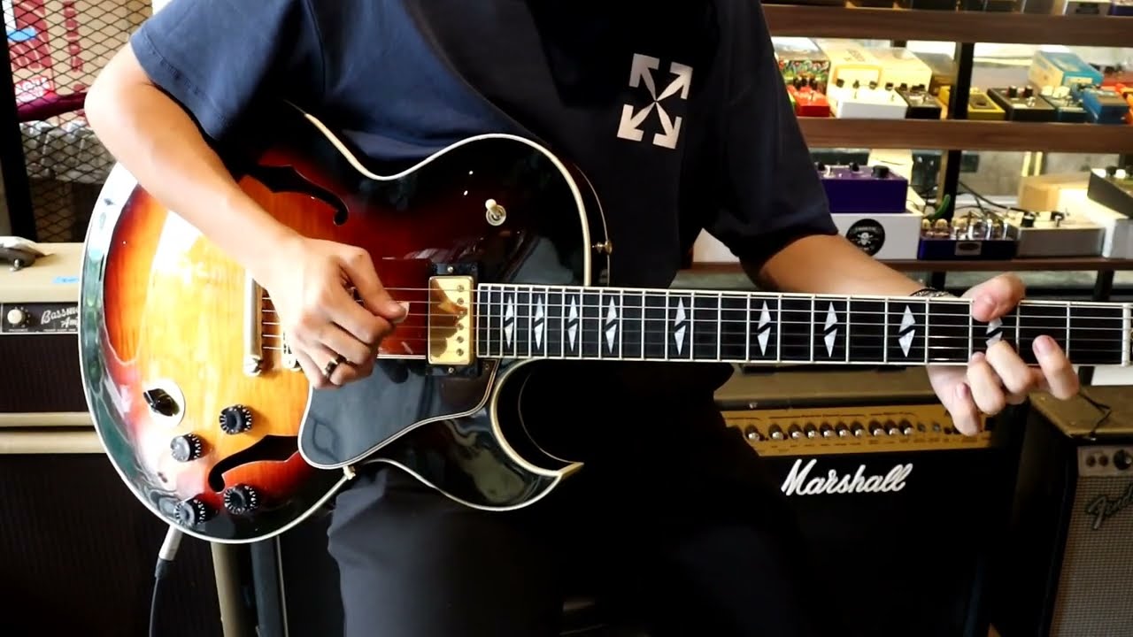 Gibson Es137 Custom Tri-Burst 2003 #gibson #guitar #fusionmusic