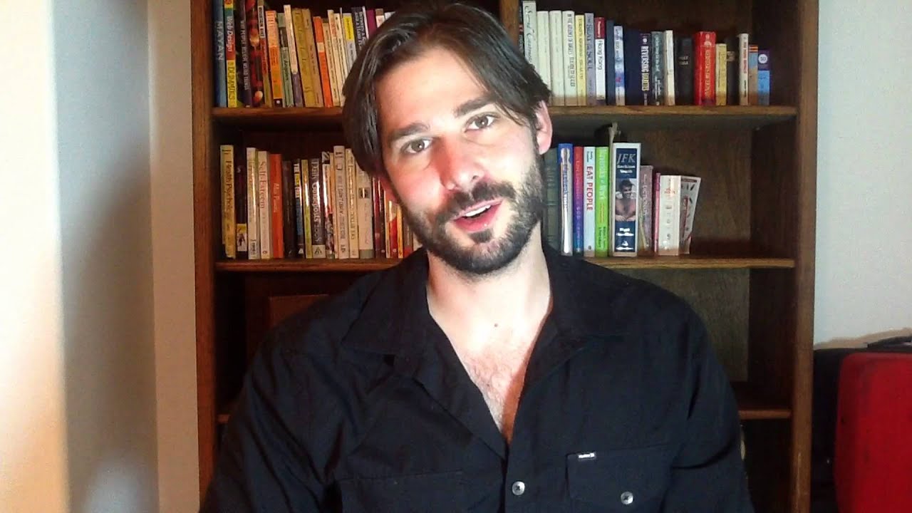 Adam Goodson gives a quick relationship tip on popexpert