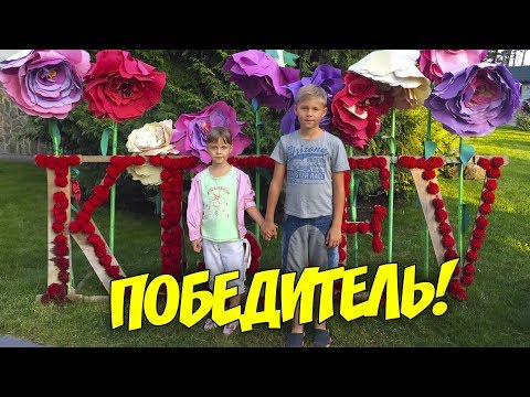 Розовое мини в перьях подчеркнуло реальный возраст Джей Ло