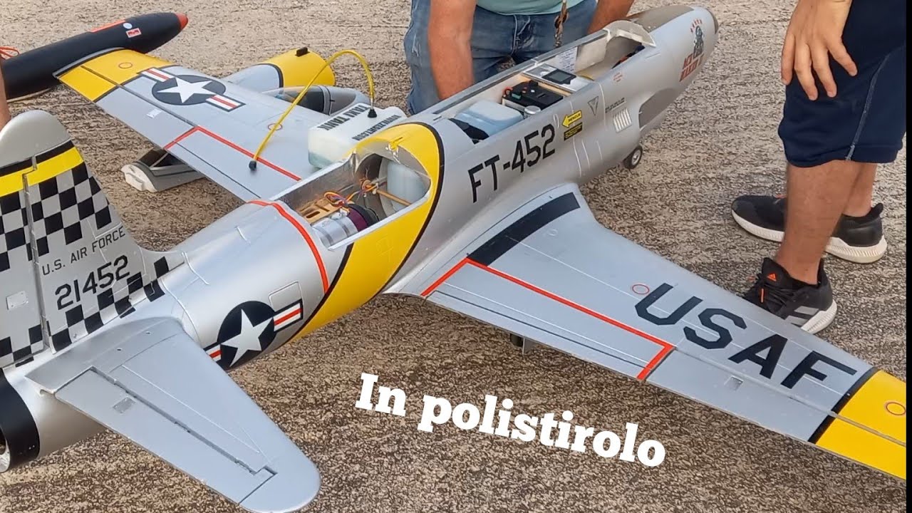Aeromodellismo RC T33 Jet a turbina fatto di POLISTIROLO prova di