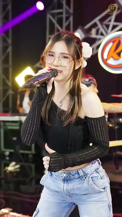 Mangan ra njaluk kowe  Leona Zhen #trending  #dangdut  #fyp #dangdutkoplo #shorts