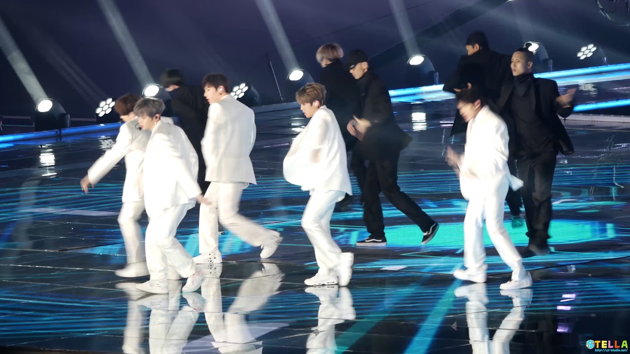 171225 워너원(Wanna One) -  We Are The Future