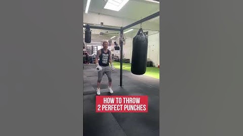 How to Throw 2 Perfect Punches in Boxing #shorts