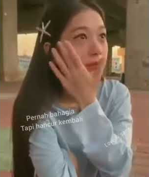 Story wa baper sedih cewek cantik lagi nangis