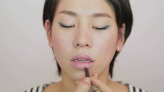 ふっくら見せるリップ色  MAKE YOU UP! by MICHIRU va-va-boom lips ! 60年代ブルーとピンクリップ」