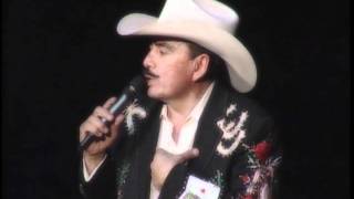 Joan Sebastian - Un idiota (En vivo) chords