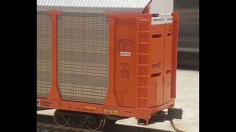 N SCALE MICRO TRAINS AUTORACK BODY FIXED MOUNT COUPLER AND METAL WHEEL SWAP
