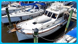 A SHOCKINGLY Comfortable &amp; Unique Little/Big Trawler [4k Tour] Learning the Lines