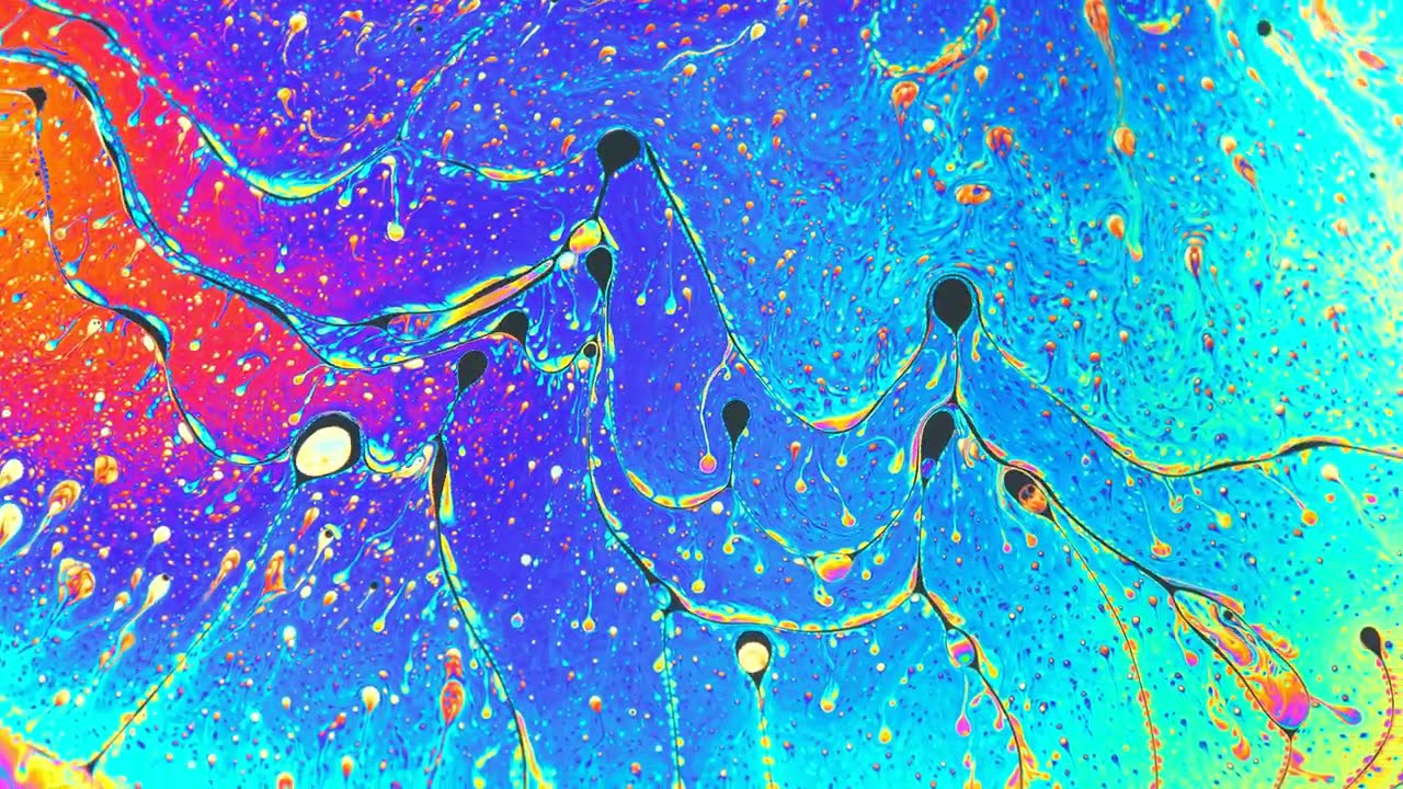 Satisfying HDR Macro Bubbles – Mesmerizing Colors in 4K 