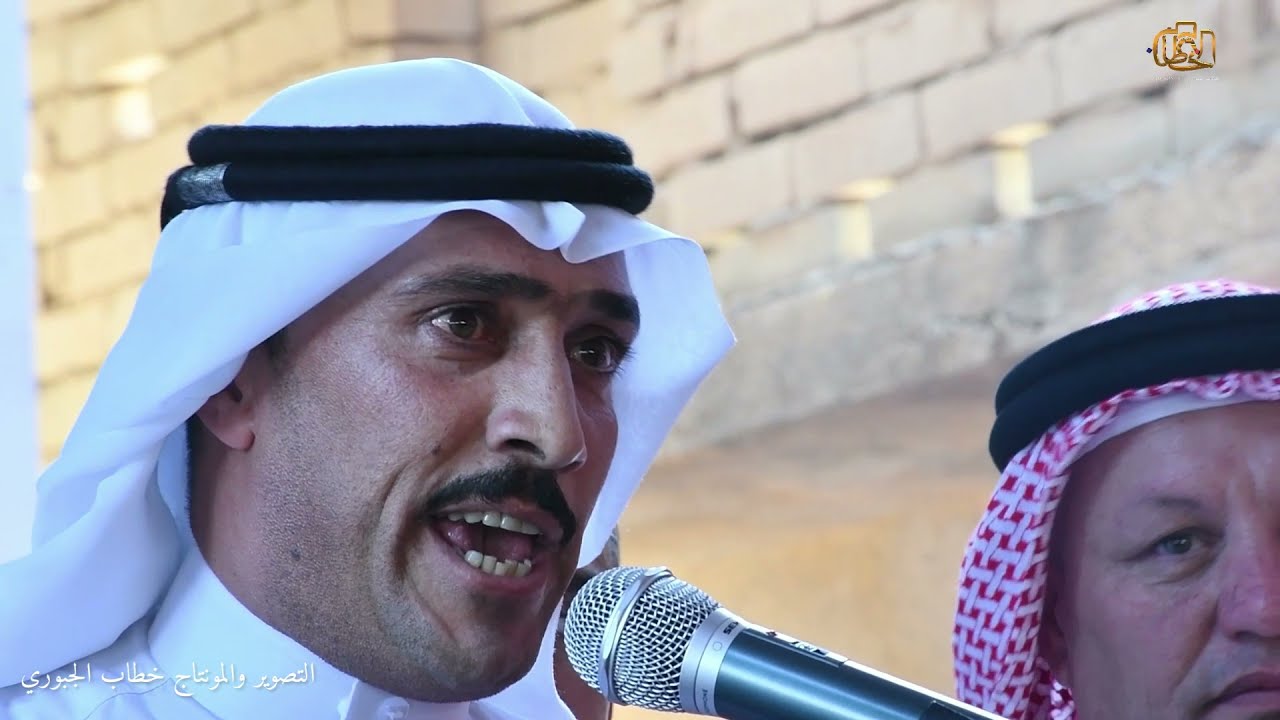 الشاعر ابوحذيفة يستذكر موقف الشيخ شلاش مع قبيلة شمر ويبكي جميع الحضور