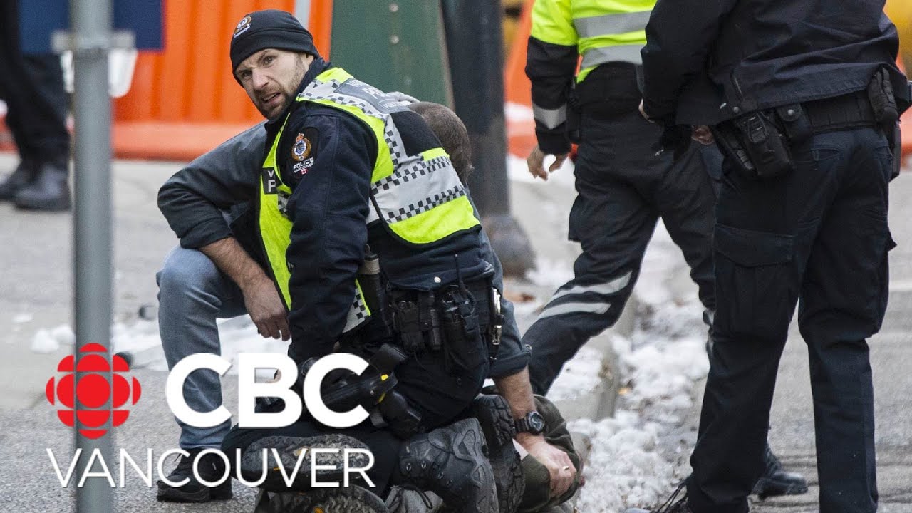 Council to vote on body cameras for Vancouver cops - YouTube