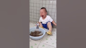 Vua hài hước | em bé dễ thương.
