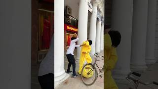 Bhut galat kiya 🥹 #reaction #emotional #public #shorts 🥹… — video thumbnail
