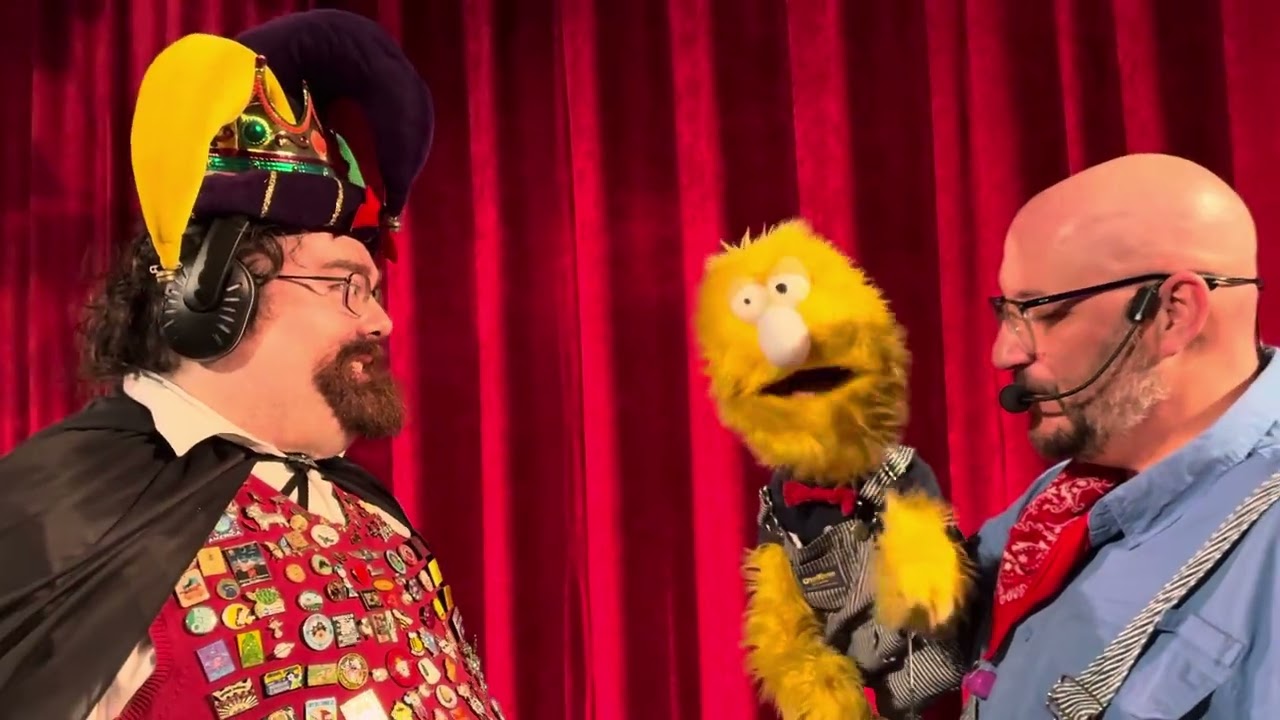 Good News Gus interviews King Andrew of the Clown Lovers, a man with autism who loves clowns!