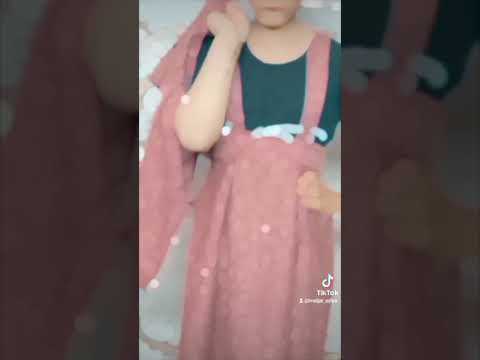 تابعوني اني جديده هنا عندي حساب تيك توك اسمه ام ايليا