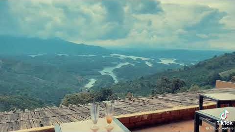 Hồ Tà Đùng như một Vịnh Hạ Long thu nhỏ tại Đăk Nông