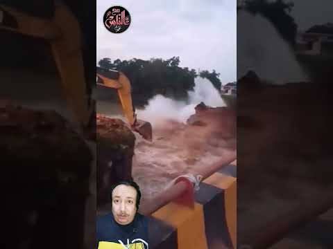 أغرب سائق حفار هتشوفه