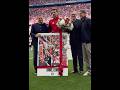 Leon Goretzka being praised by the club and fans before his last game | Bayern vs Köln | Bundesliga