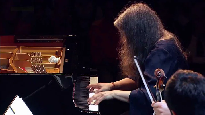 Scarlatti, Sonate K.141 - Martha Argerich