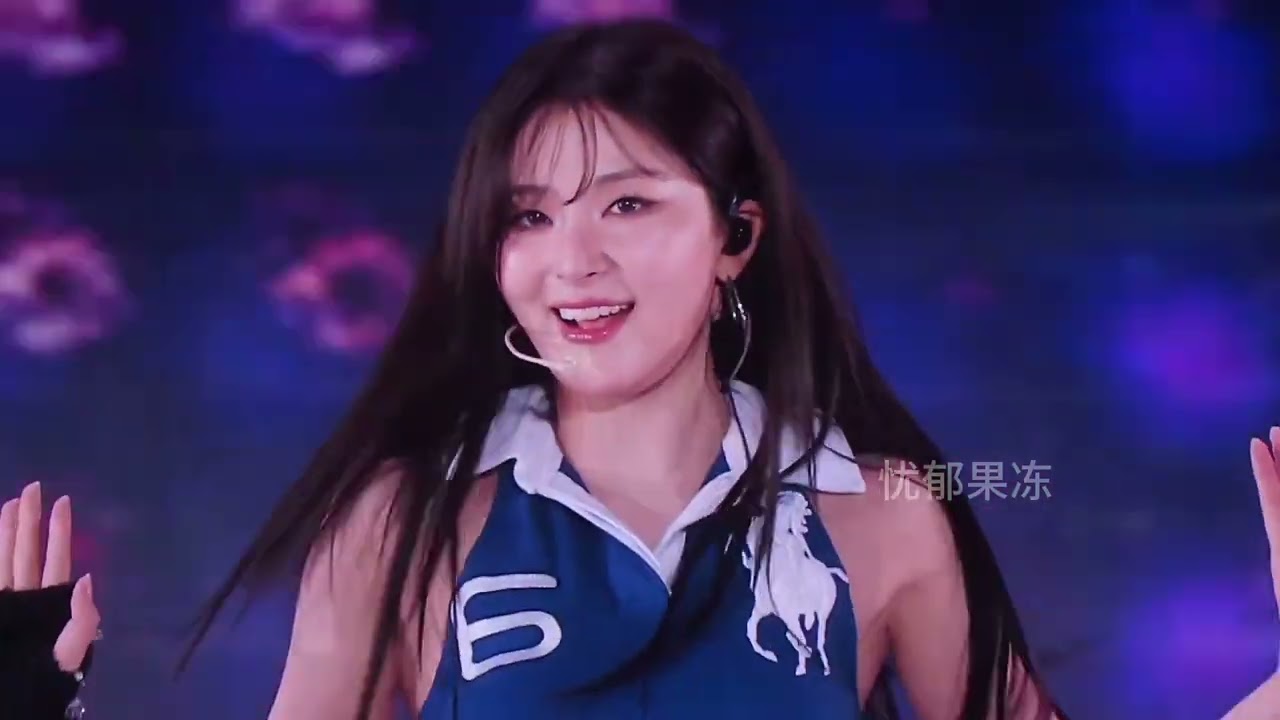 ASEULKAWIN (Red Velvet Irene, Seulgi & Aespa Karina, Winter) - Chu by f(x) SMTOWN in Fukuoka