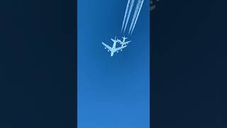 Aviões Airbus A380 juntos em voo Aviões Airbus A380 juntos em voo