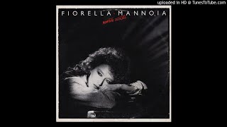 Video thumbnail of "Fiorella Mannoia & Mario Lavezzi - Momento Delicato 1985"