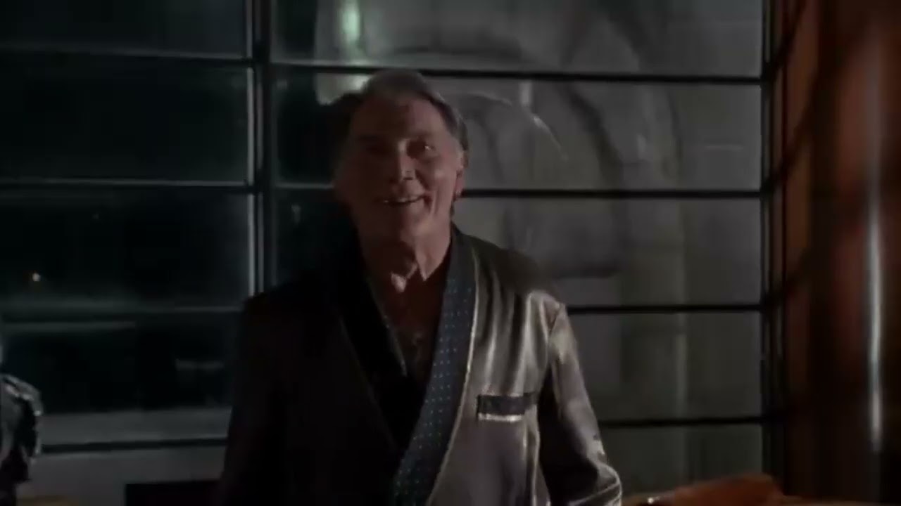 Batman 1989 key scene review