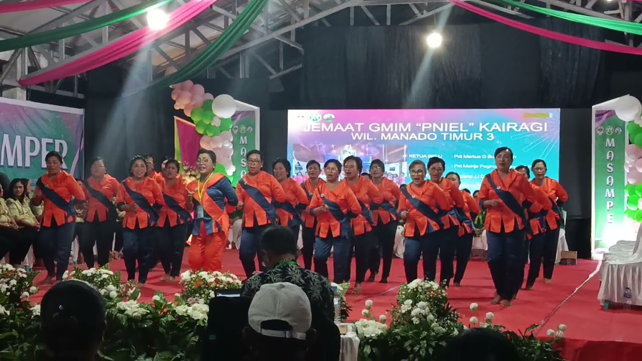 Putri PHIEL Kairagi Lomba Masamper HUT WKI ke 88 di Tomohon 