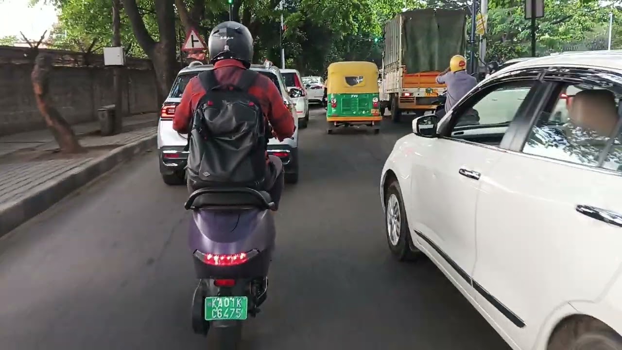 Bengaluru Karnataka Whitefield to kalasipalya police station ride full video part 1😌