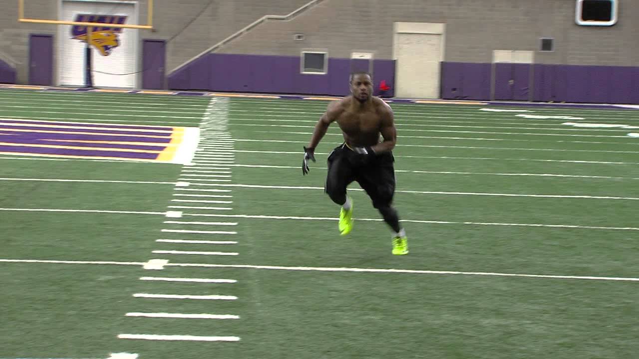 UNI Football Pro Day - Varmah Sonie - catching drills
