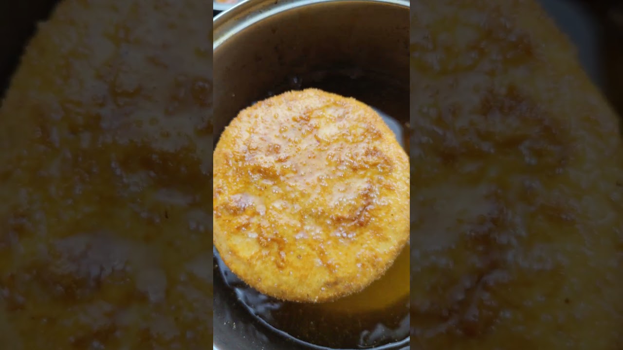 Делюкс бургер с сыром бри и куриной котлетой! КФС нервно курит в сторонке!