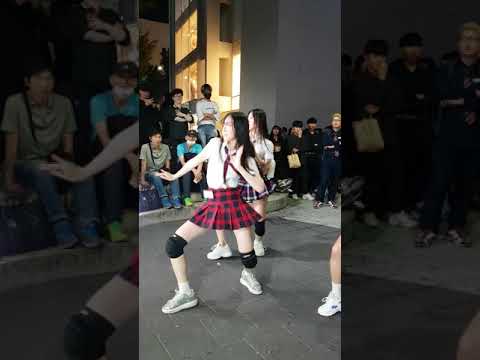 2019.10.4&amp;amp;걷고싶은거리&amp;amp;홍대버스킹&amp;amp;<strong>chloris</strong>(지니)&amp;amp;by Bigstart