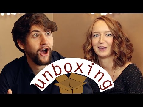 Mit Bibi durchbrennen, rappende Papageien, bester Hate - Unboxing RobBubble | Mirellativegal