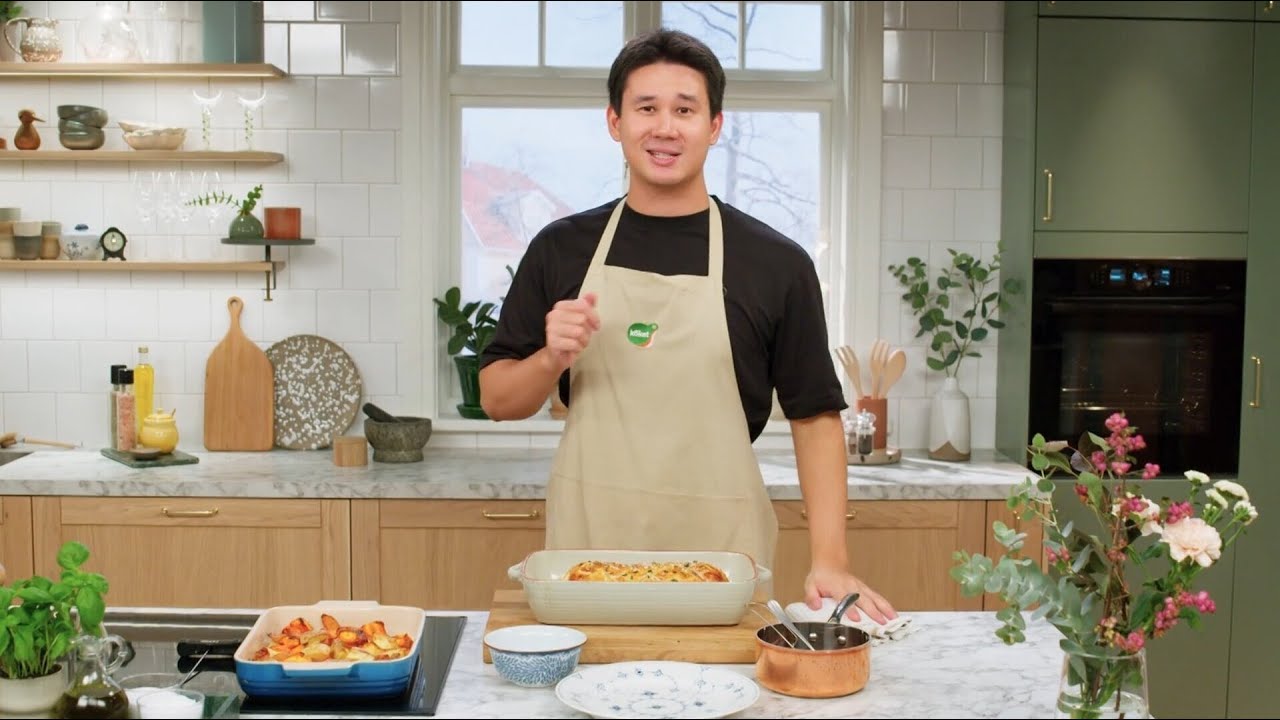 Smördegsinbakad fläskfilé med svamp och rödvinssås - Köket